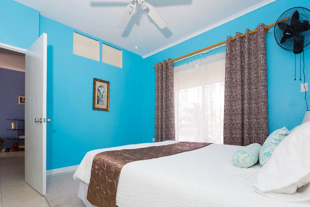 New Kingston Apt At Wellington Cove Enfield ホテル