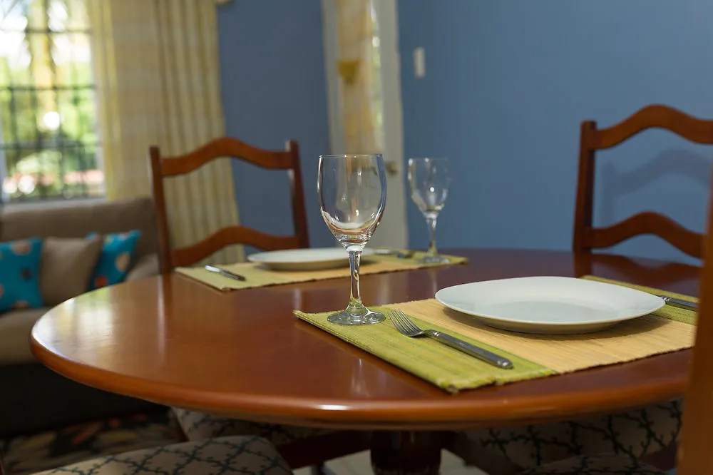 *** ホテル New Kingston Apt At Wellington Cove Enfield ジャマイカ